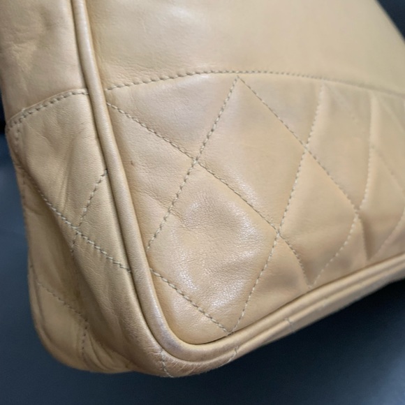 Chanel Vintage Shopping Tote 24k GHW - Picture 5 of 16